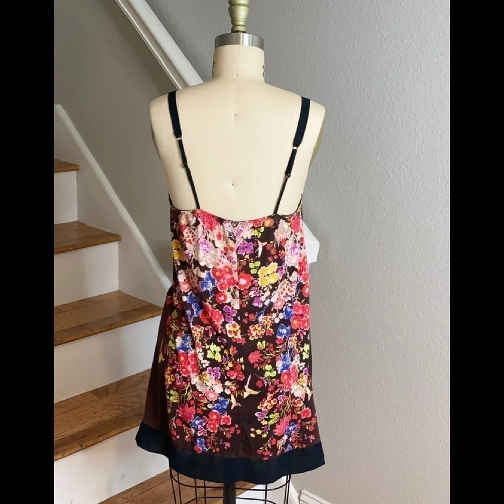 FLORA NIKROOZ Frida Floral Chemise Black - Picture 2 of 7